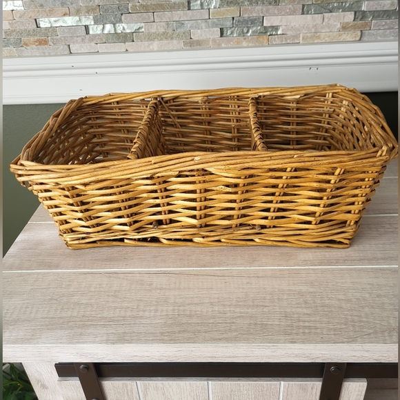 Unlined Divided Rectangle Wicker Basket Holder Organizer Storage - Picture 1 of 8